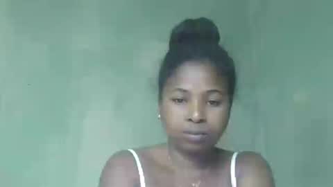 Erisca19 online show from July 9, 5:45 am