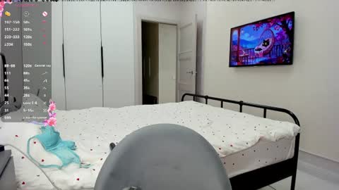 Erline and Monica online show from August 27, 9:01 pm