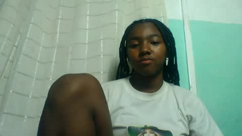 ernestine378626 online show from August 15, 5:06 pm
