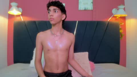 ero_boy40 online show from August 15, 6:17 am