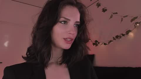 erohaze online show from June 21, 5:03 pm