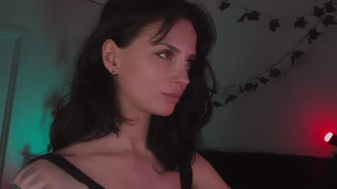 erohaze online show from August 17, 9:31 pm