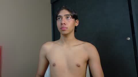 Eros Lux1 online show from August 1, 1:39 pm