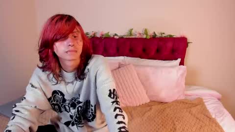 eros_nyx_ online show from June 5, 3:39 pm