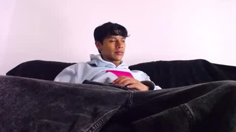 erosdominant_ online show from August 3, 12:39 am
