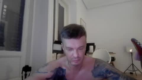 ErosOnCanvas online show from July 29, 6:37 pm