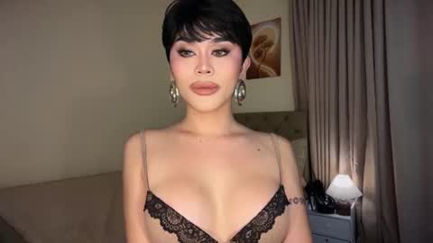 erotictsmonica online show from August 9, 8:10 pm