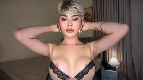 erotictsmonica online show from August 11, 10:45 pm