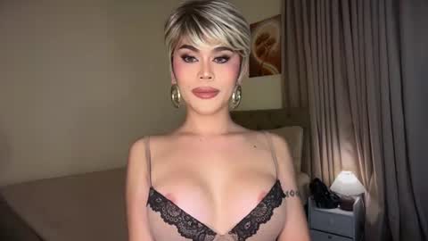 erotictsmonica online show from August 13, 8:50 am