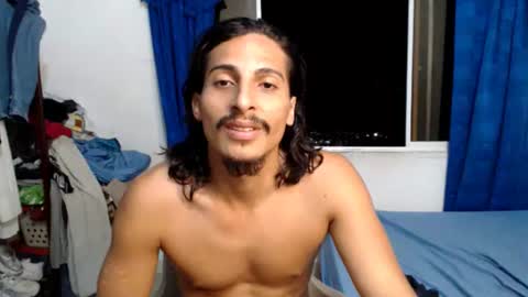escanor_legendary online show from August 16, 12:36 am