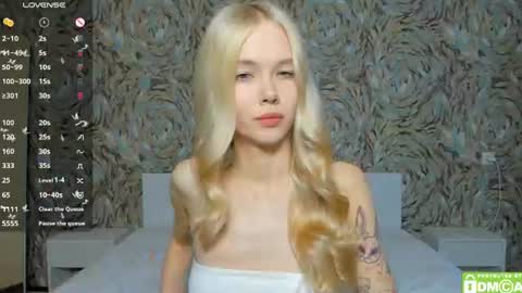 Megan long hair online show from July 17, 6:02 am