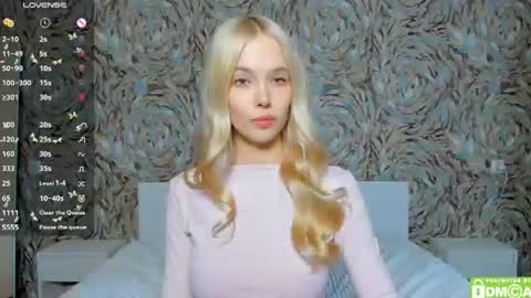 Megan long hair online show from July 19, 8:49 am