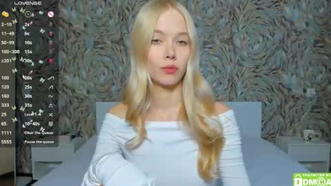 Megan long hair online show from August 6, 6:12 am