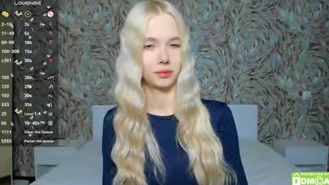 Megan long hair online show from August 13, 4:59 am