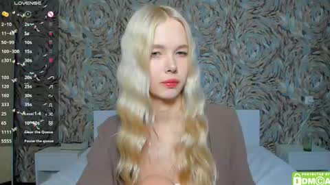 Megan long hair online show from August 14, 7:23 am