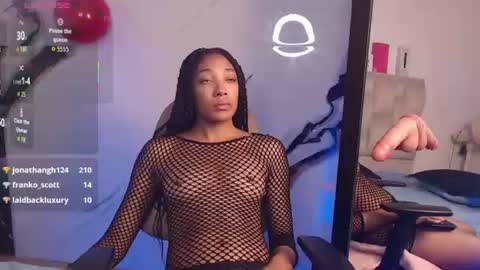 esmeralda_bk online show from June 27, 12:14 am