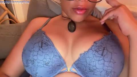 blue online show from August 5, 6:00 am