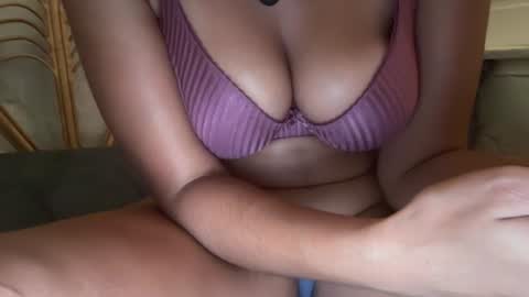 blue online show from August 14, 7:23 am