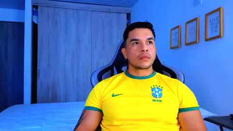 esteban_de_louise online show from August 6, 1:43 pm