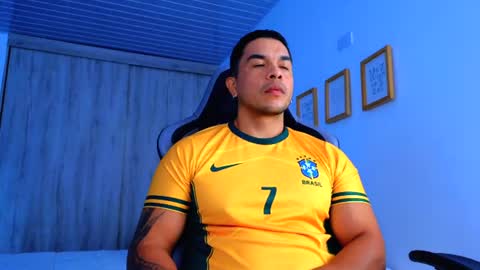 esteban_de_louise online show from August 13, 11:46 am