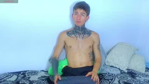 estebanchar_ online show from July 11, 4:29 am