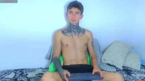 estebanchar_ online show from July 11, 5:35 am