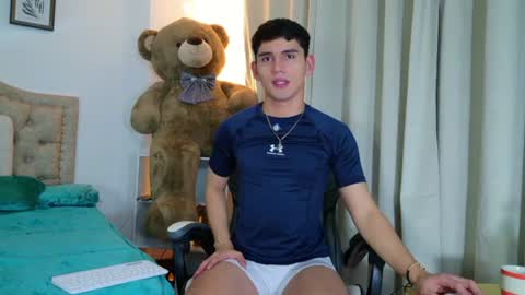 Esteban online show from August 5, 12:14 pm