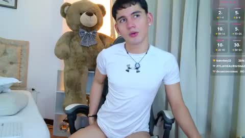Esteban online show from August 11, 4:31 pm