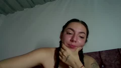 estefa1 online show from August 1, 8:20 am