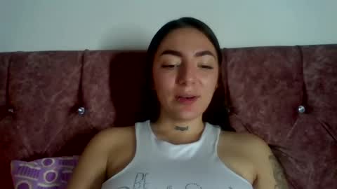 estefa1 online show from August 2, 5:47 am