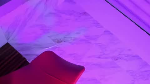 estefani_robles online show from July 30, 6:43 am