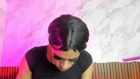 estefani_robles online show from August 3, 4:19 am