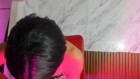 estefani_robles online show from August 5, 3:04 am