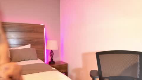 estefania1812 online show from July 24, 9:45 am
