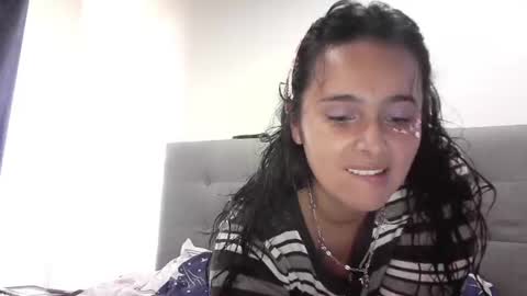 estefany_magic online show from August 9, 6:31 pm