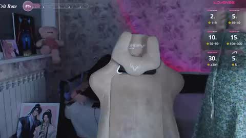 estelle_hicks online show from August 4, 10:40 pm