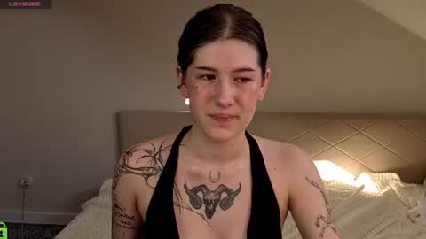 Ester Henderson online show from August 2, 10:22 am