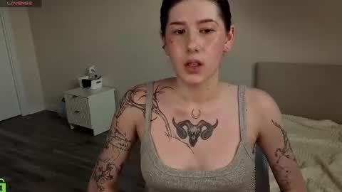Ester Henderson online show from August 2, 12:34 pm