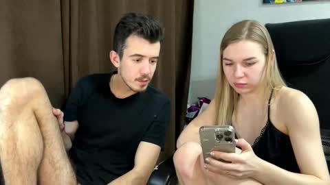 Ester online show from March 5, 8:49 pm
