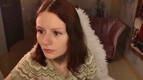 Ester Hernandes or Velira online show from August 8, 12:49 pm