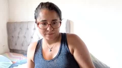 estrellajunior online show from August 15, 12:09 pm