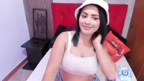 Estrella Ammith online show from August 10, 7:37 pm