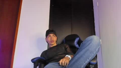 Ethan Bigdick Latino  online show from August 6, 5:56 pm