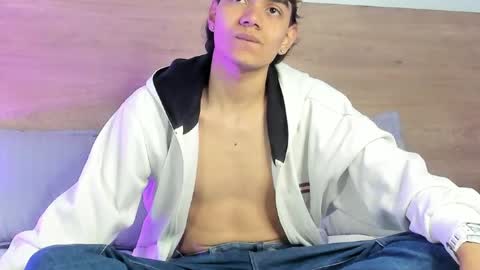 Ethan Bigdick Latino  online show from August 7, 12:16 pm
