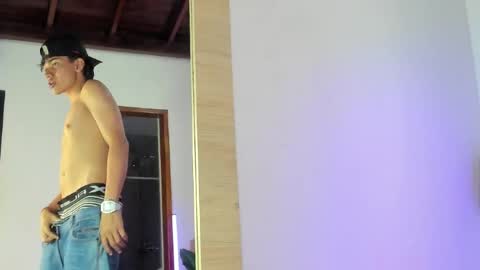 Ethan Bigdick Latino  online show from August 11, 4:42 pm