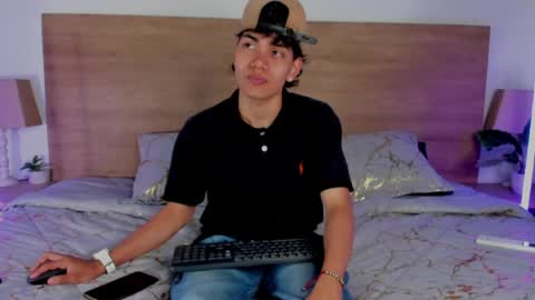 Ethan Bigdick Latino  online show from August 14, 11:14 am