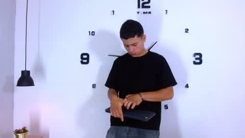 Ethan Brooks  online show from August 5, 7:45 pm