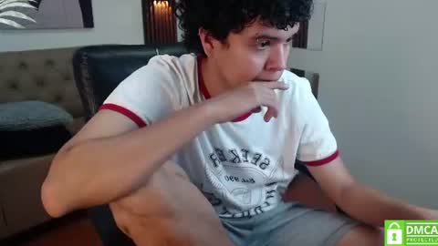 E T H A N online show from August 11, 7:49 pm