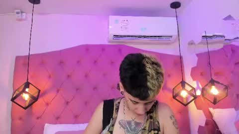 Ethan online show from August 13, 3:53 am