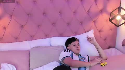 Ethan online show from August 16, 5:22 am